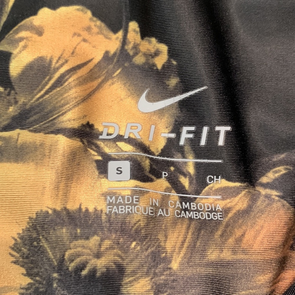 🖤 RARE! Nike Gold Floral Leggings - Picture 7 of 7